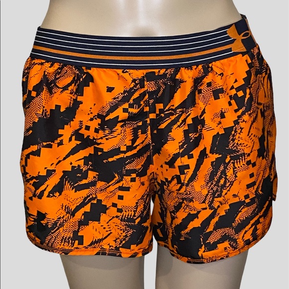 Under Armour HeatGear Tough Mudder 2-in-1 Athletic Active Shorts Size Small VGC - Picture 3 of 7